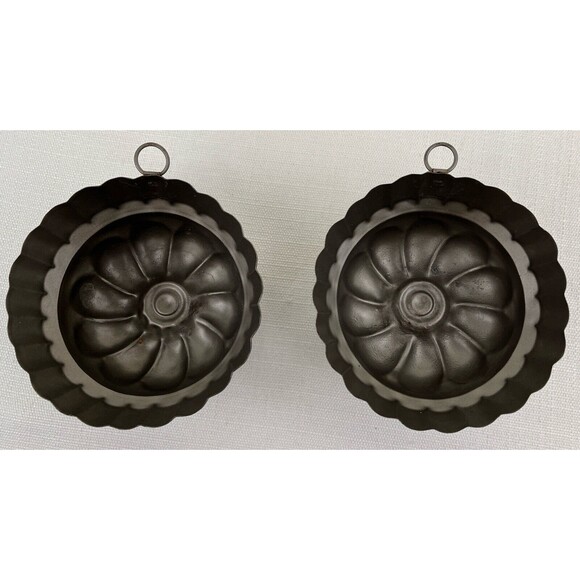 Metal Candle Pudding Jello Mold Pan W/Hanger Wall Decor Park Design Lot Of 2 Vtg - Picture 9 of 9